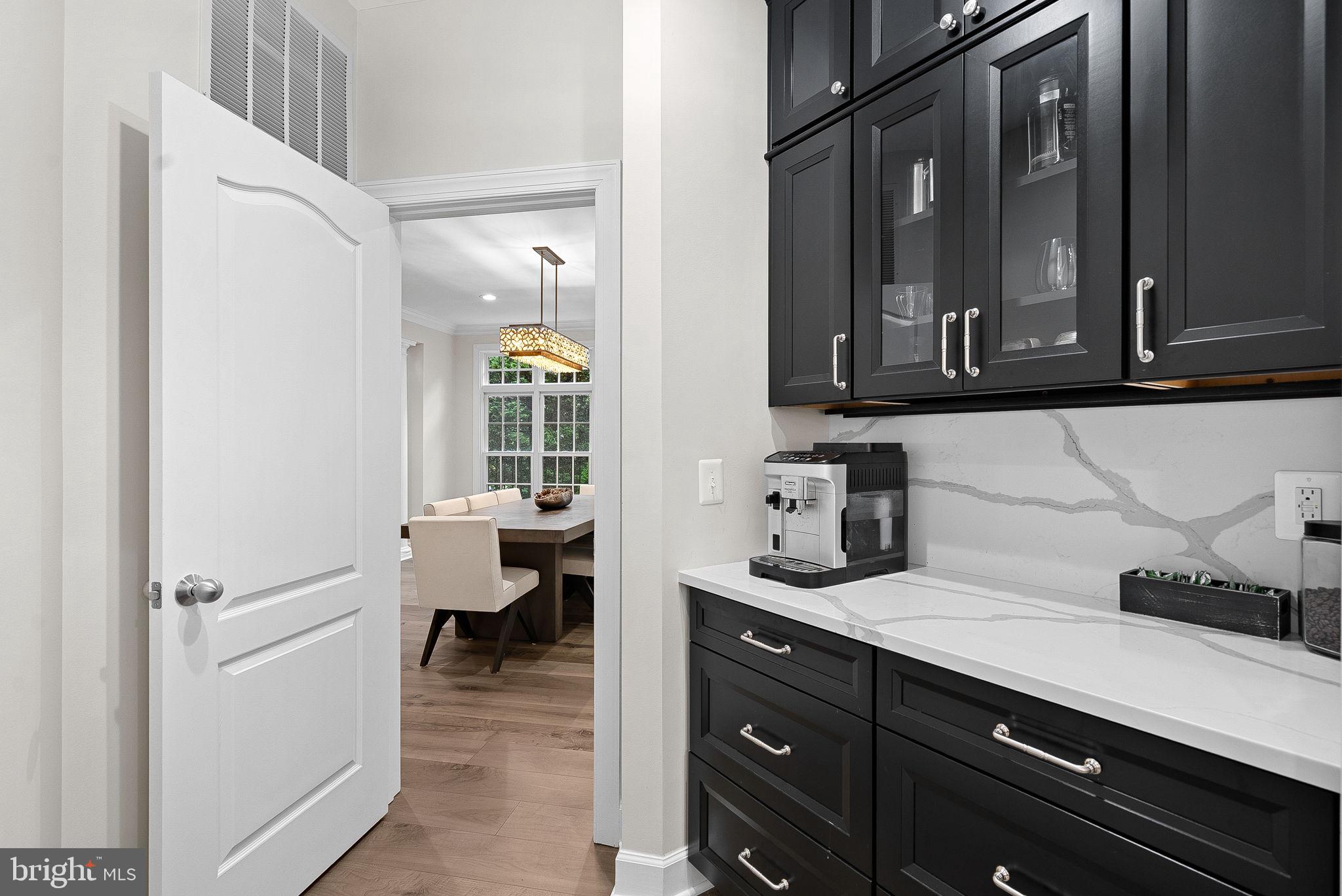 RED CEDAR WEST - Residential