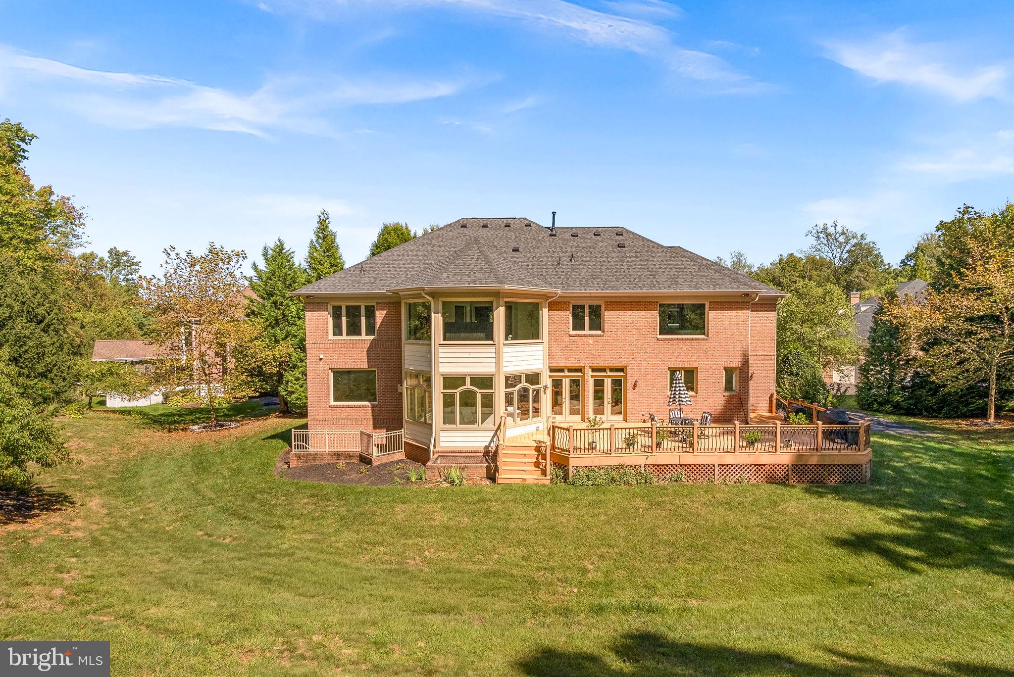 RED CEDAR WEST - Residential