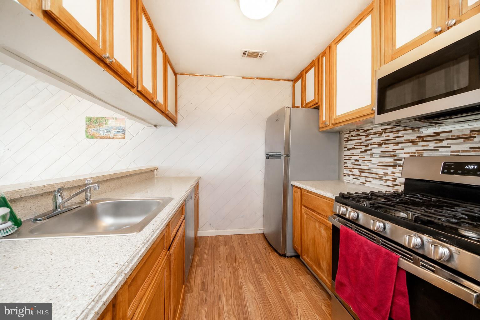 609 GLEN LANE 54-B