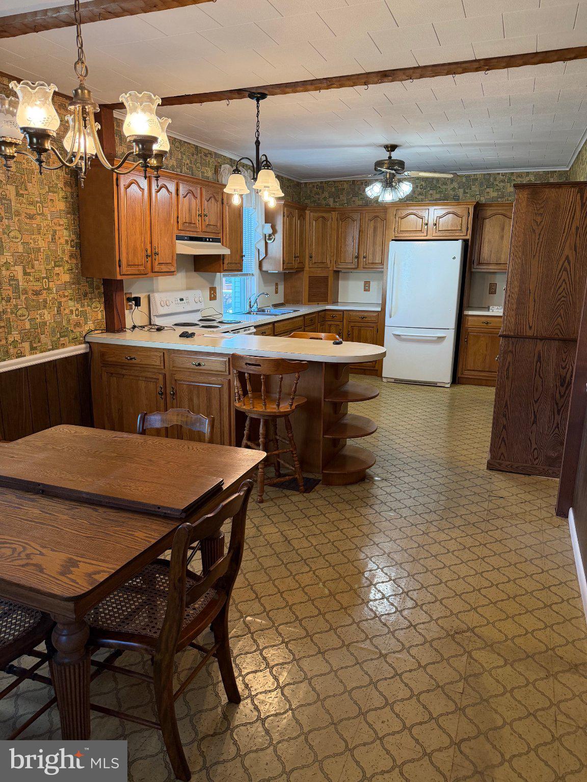 3948 MAIN STREET