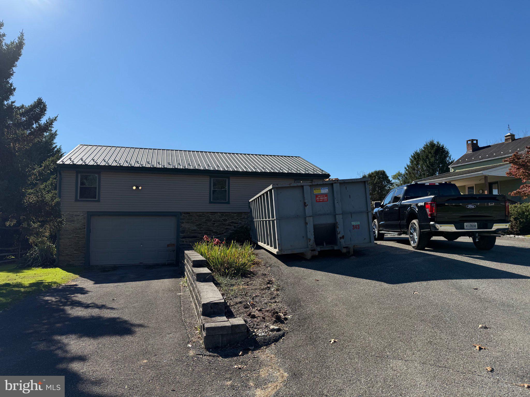 3948 MAIN STREET