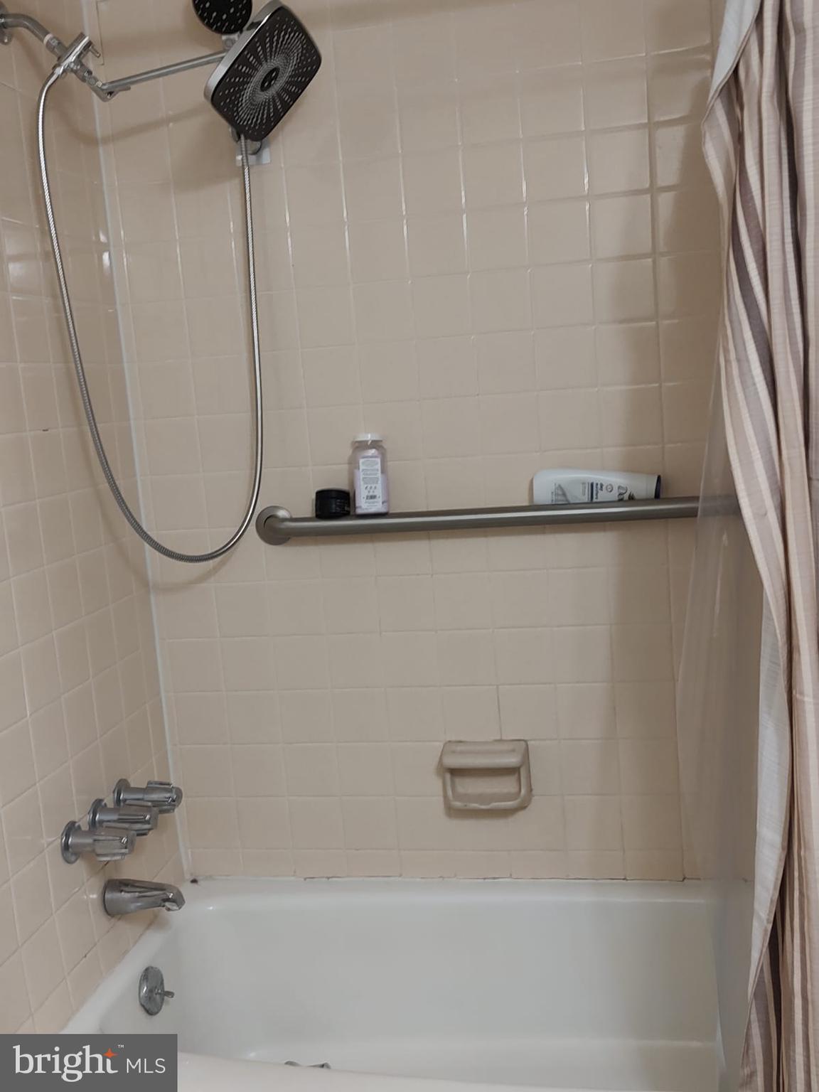 UNIVERSITY TOWERS CODM - Residential