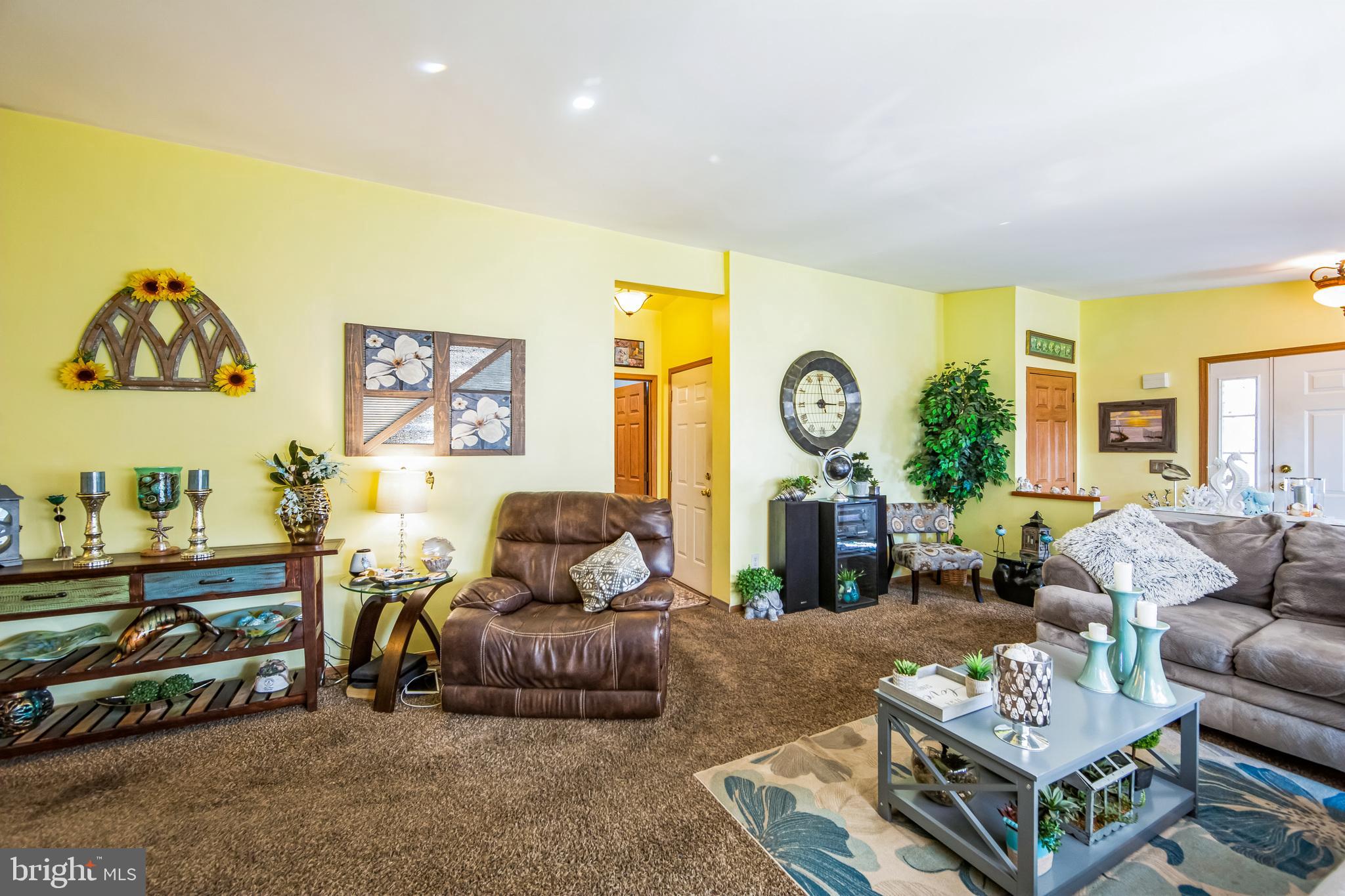 WILLOW RUN - Residential