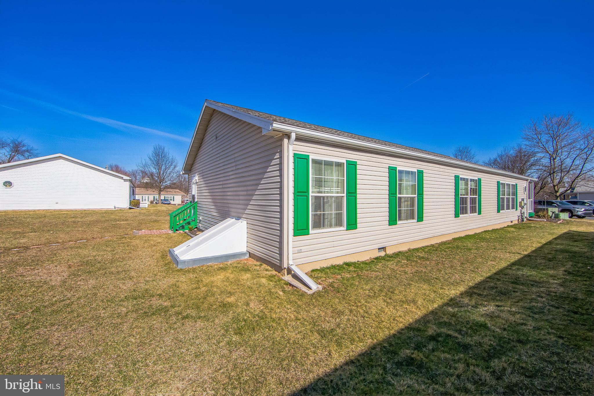 WILLOW RUN - Residential