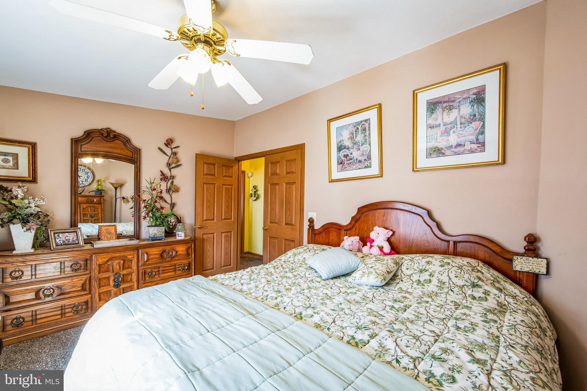 WILLOW RUN - Residential