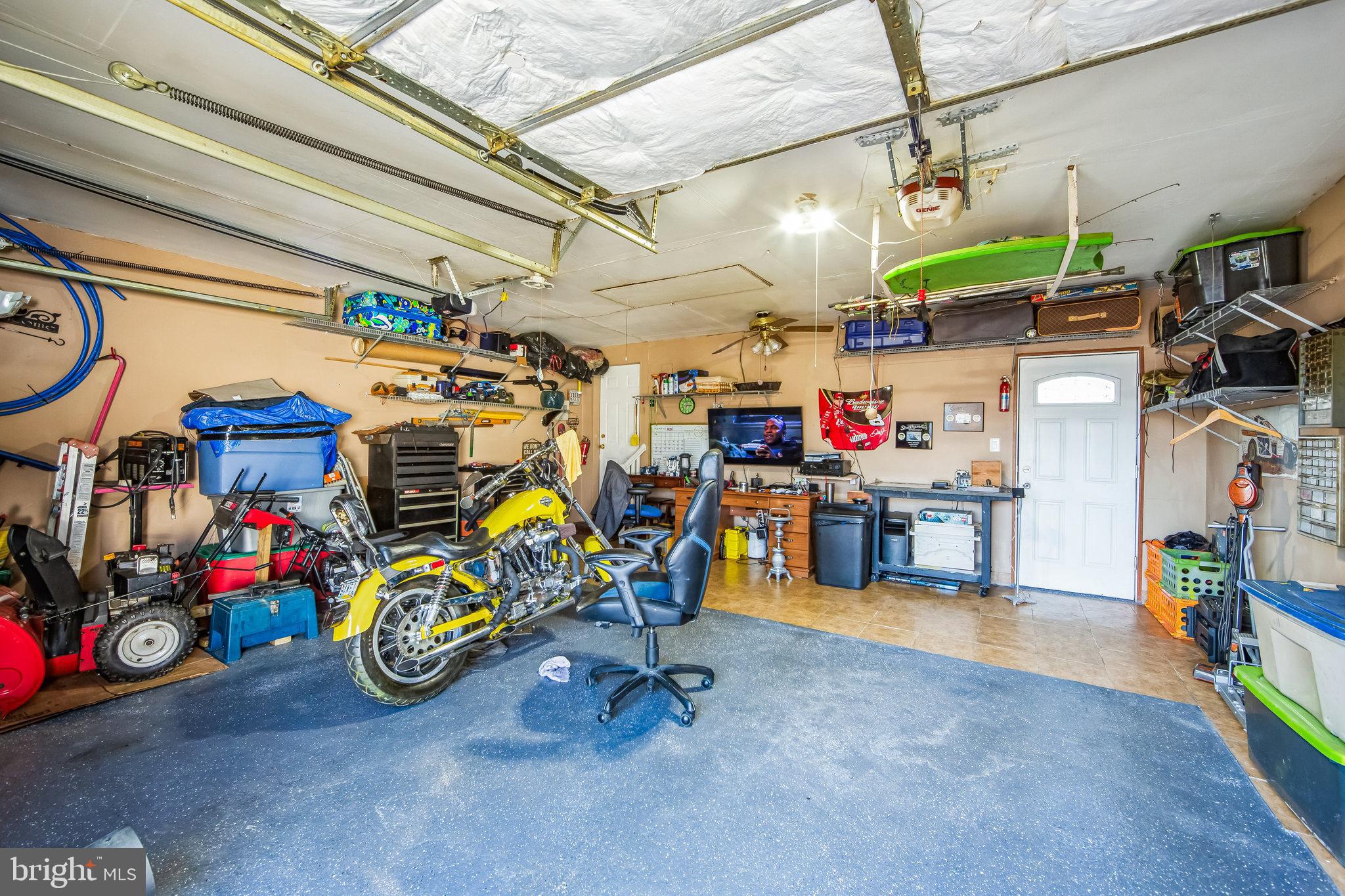 WILLOW RUN - Residential