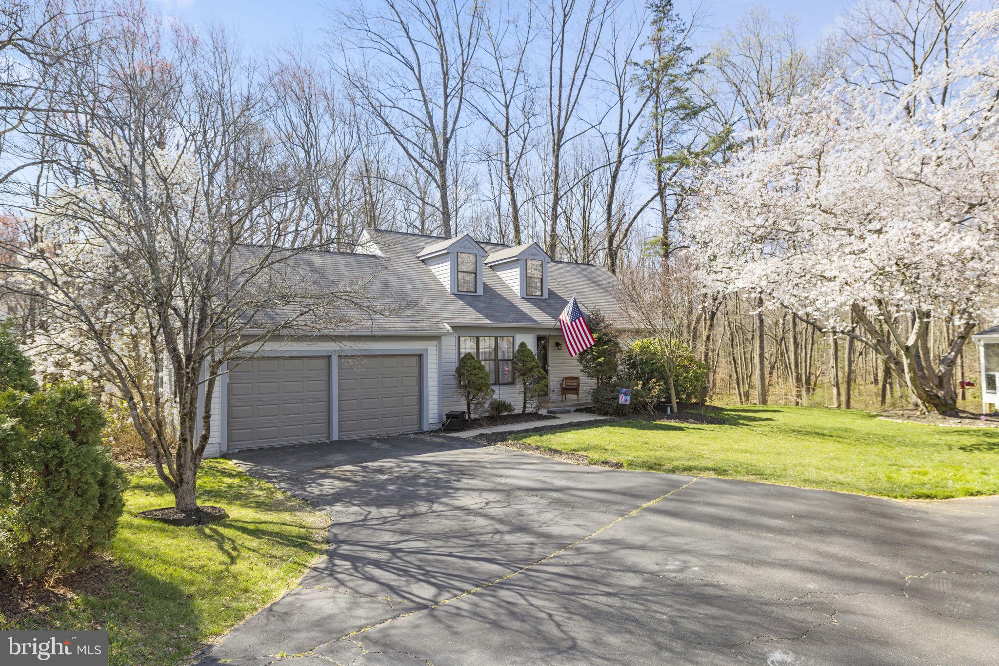 MONTCLAIR - Residential