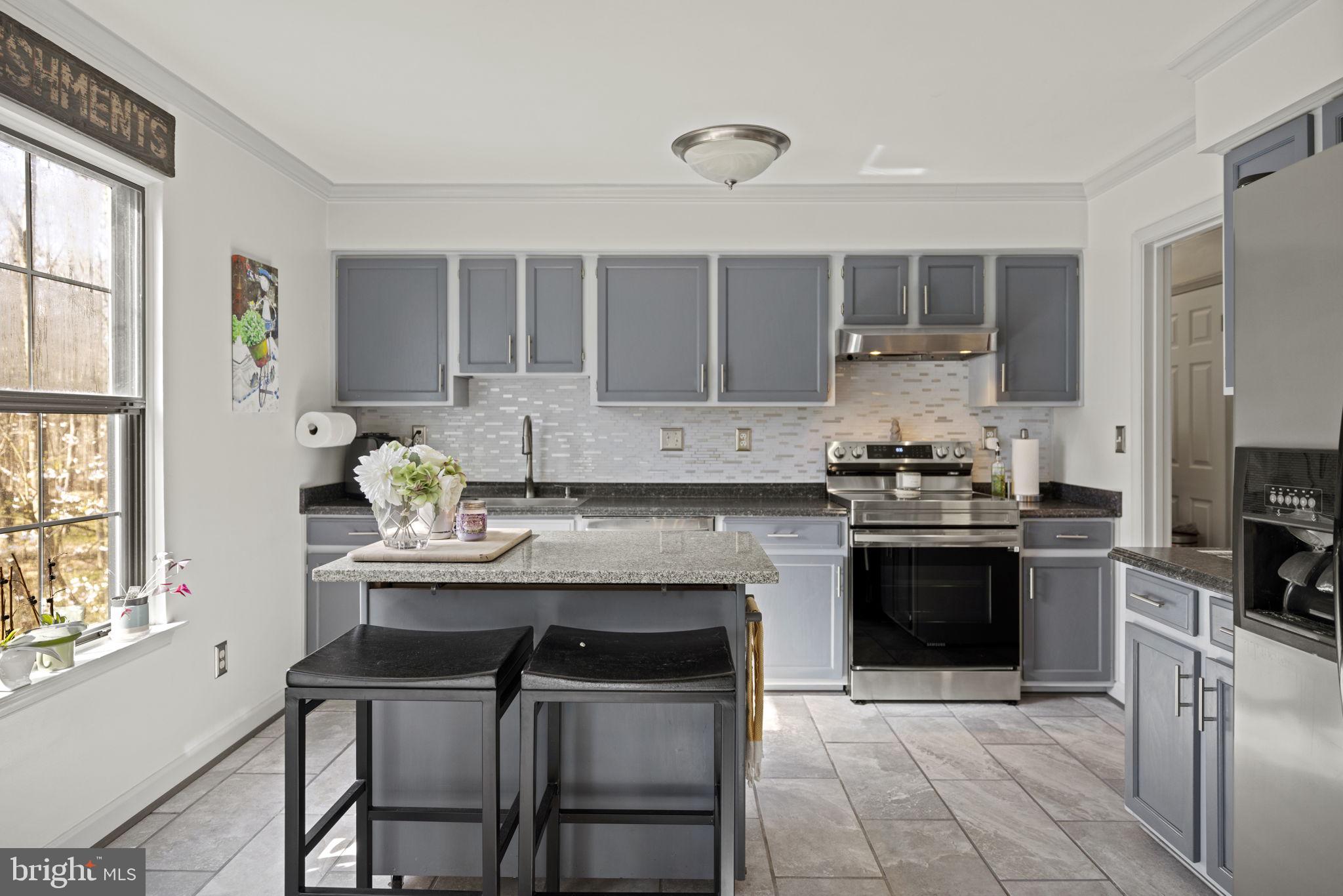 MONTCLAIR - Residential