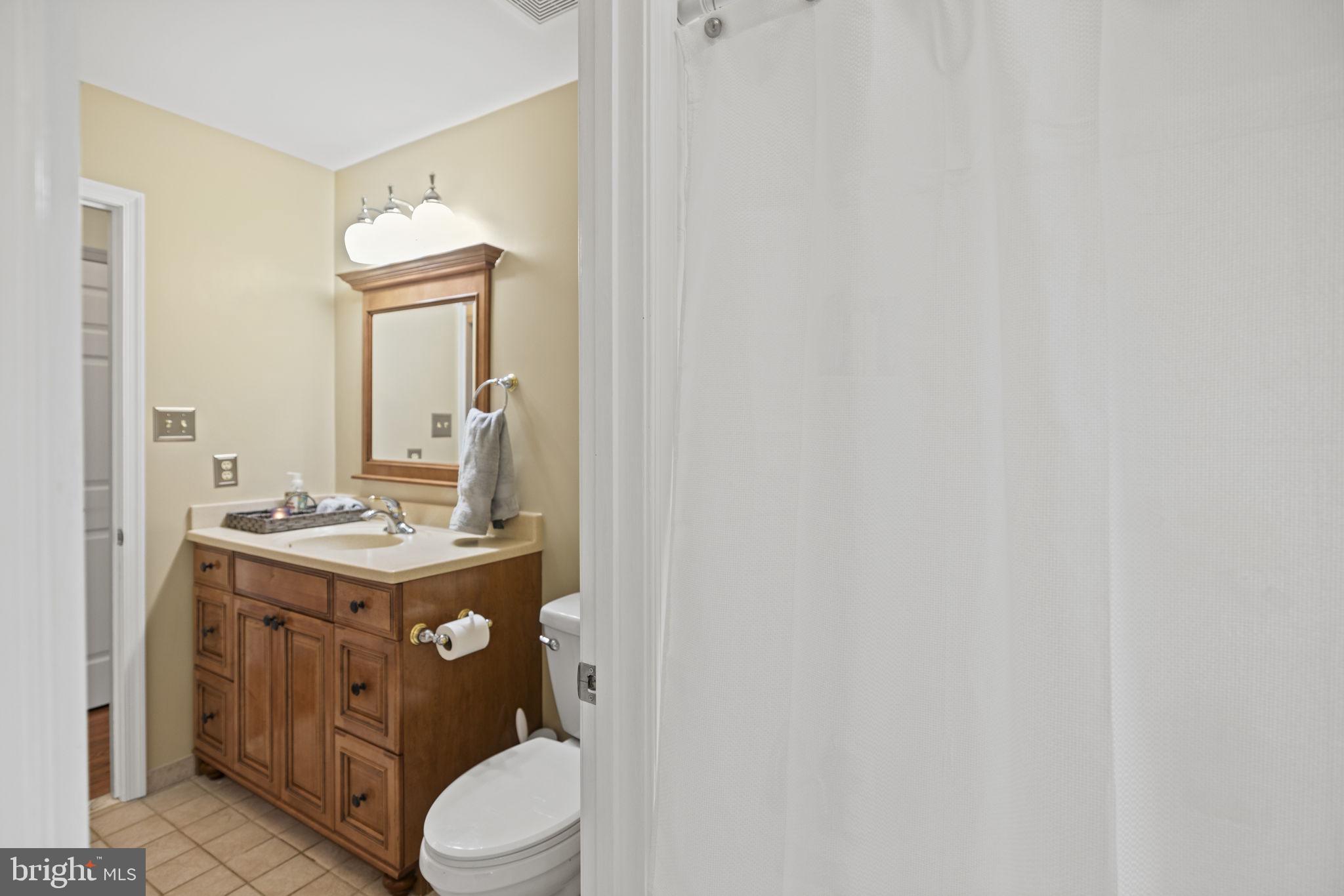 MONTCLAIR - Residential