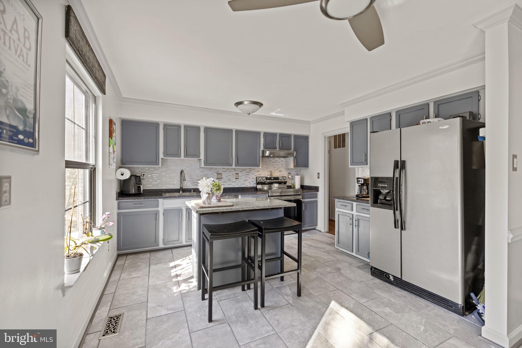 MONTCLAIR - Residential