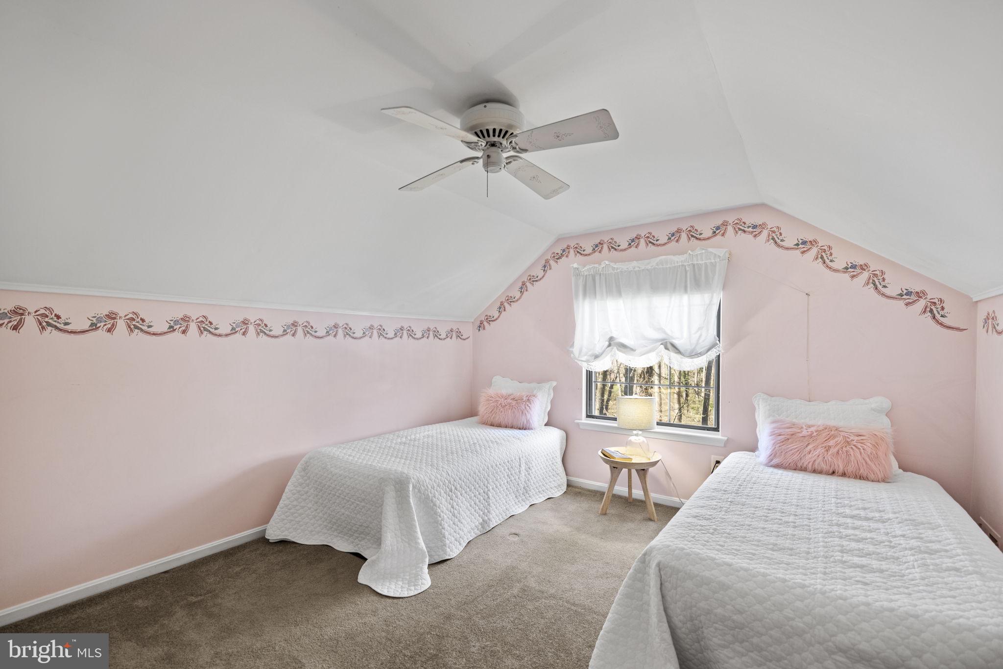 MONTCLAIR - Residential