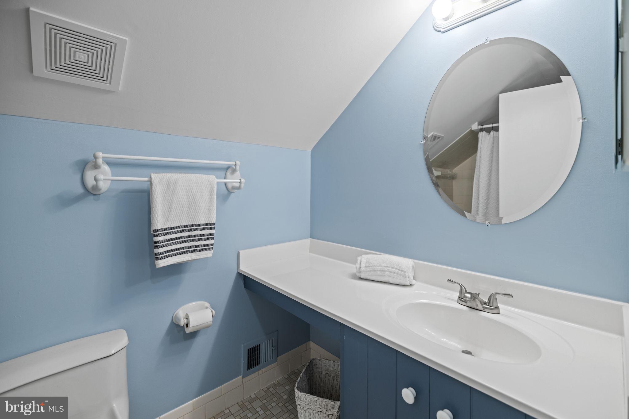 MONTCLAIR - Residential