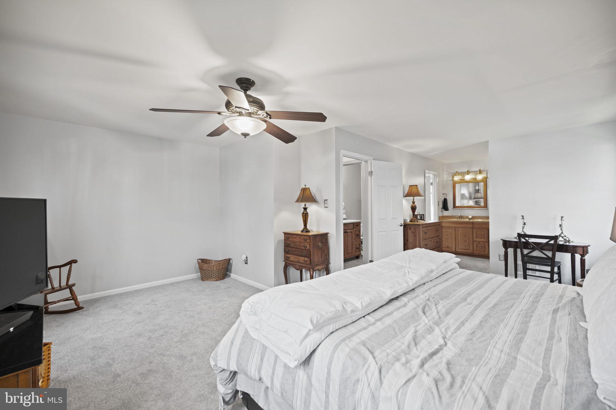 MONTCLAIR - Residential