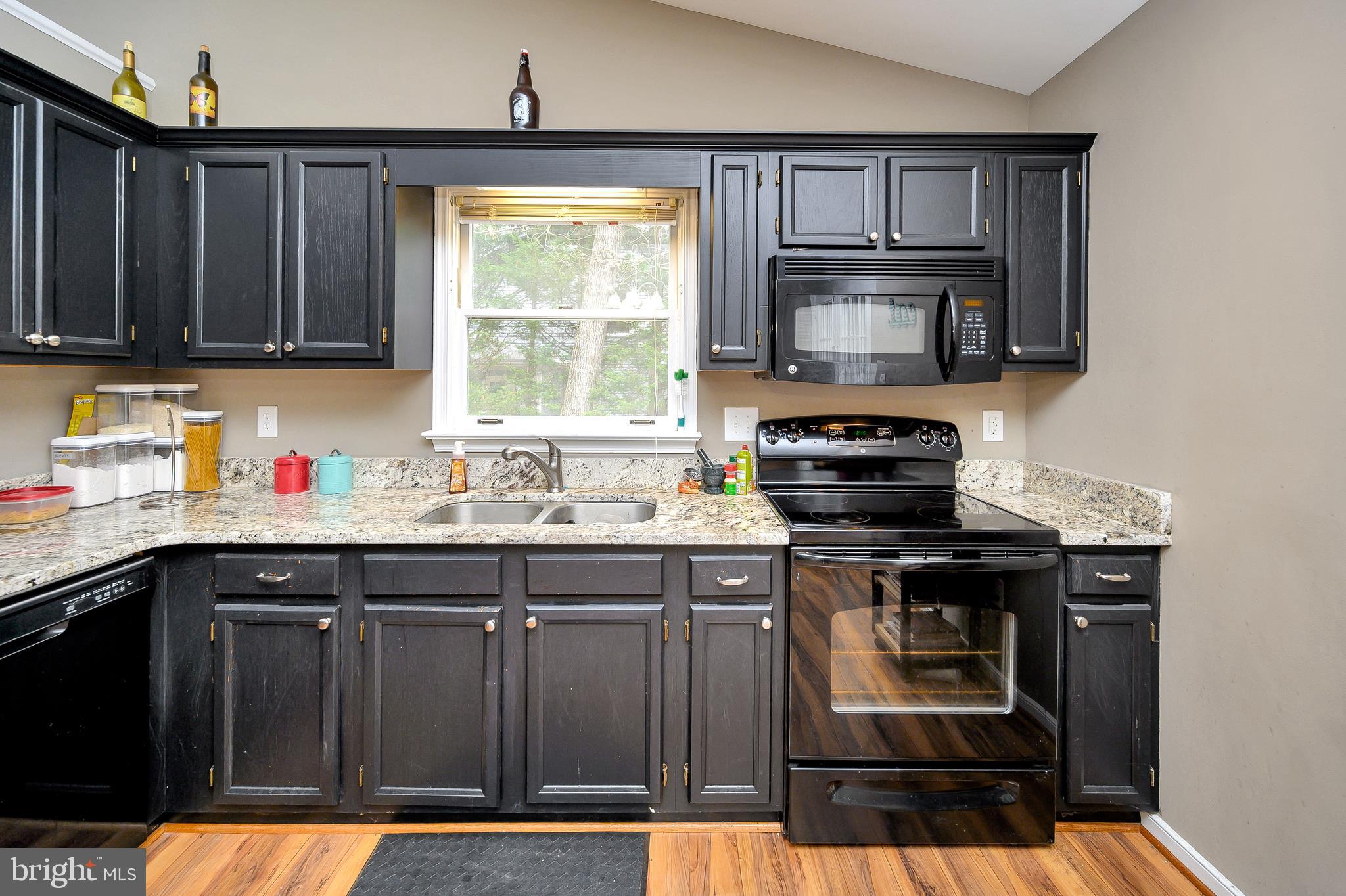 LAKE LAND OR - Residential