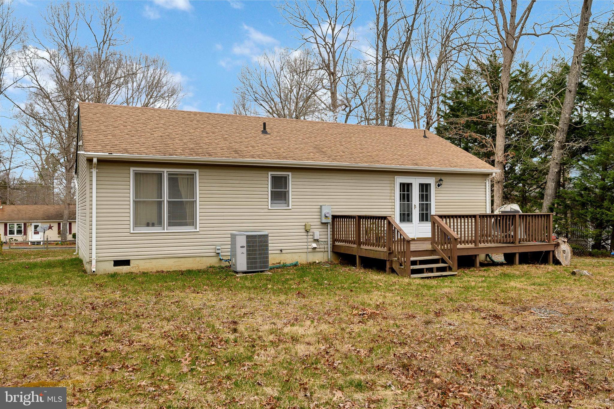 LAKE LAND OR - Residential