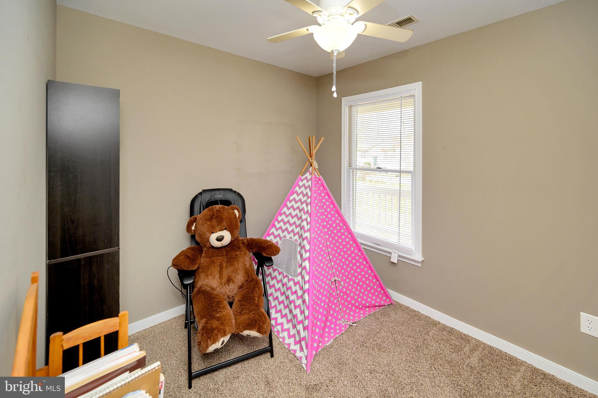 LAKE LAND OR - Residential