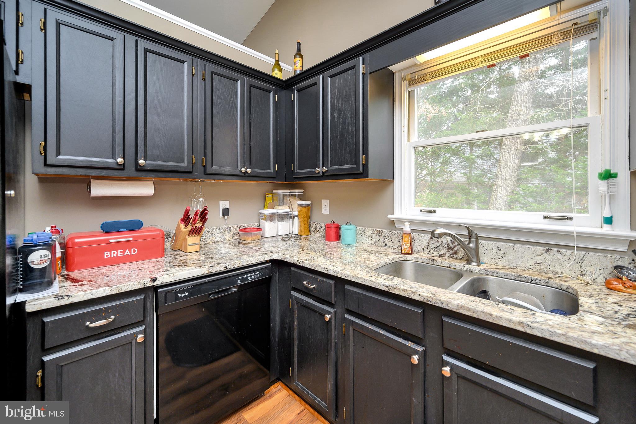 LAKE LAND OR - Residential