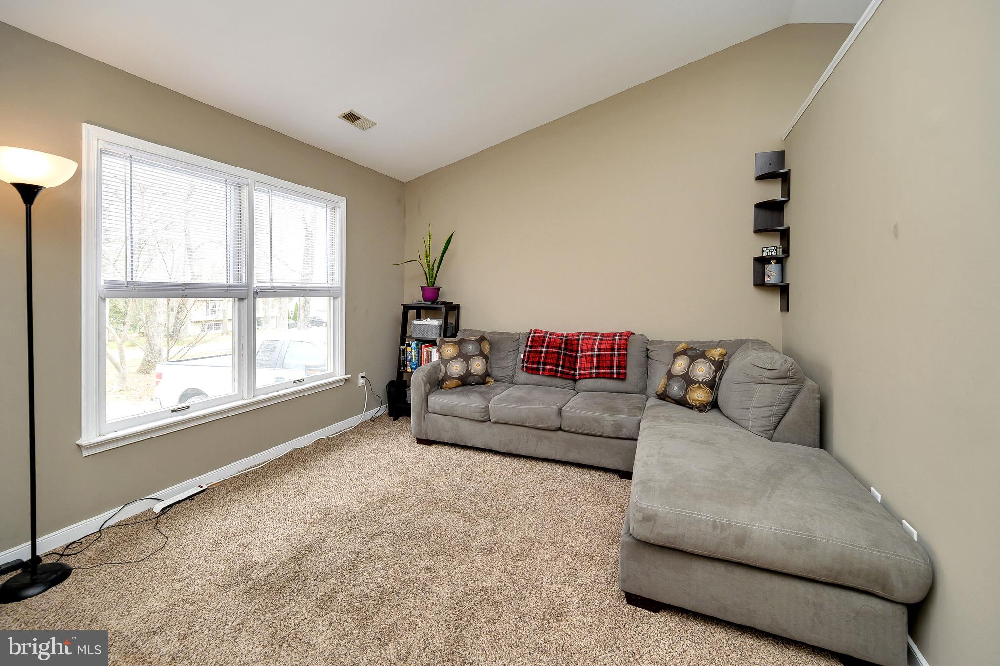 LAKE LAND OR - Residential