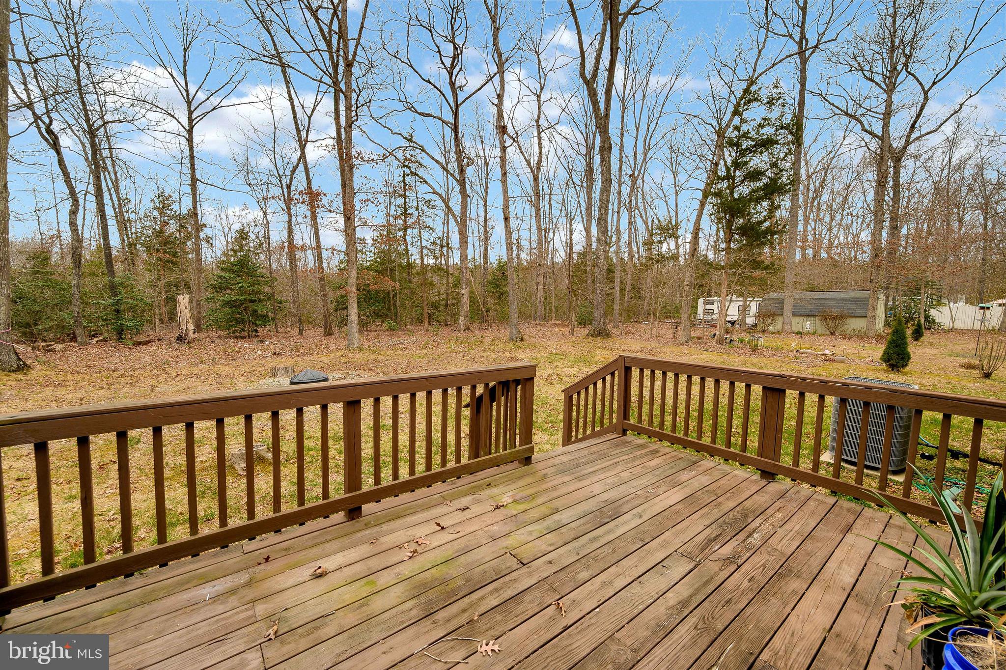 LAKE LAND OR - Residential