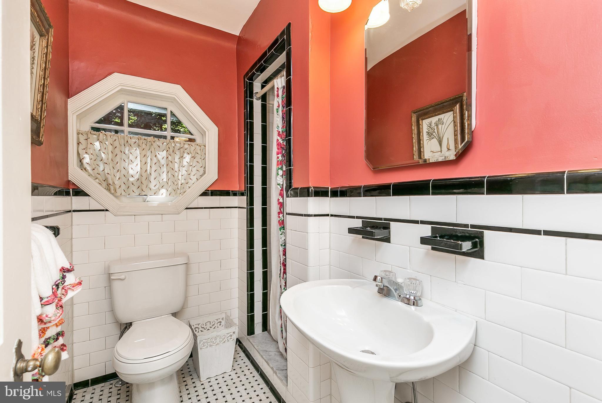 POPLAR HILL - Residential