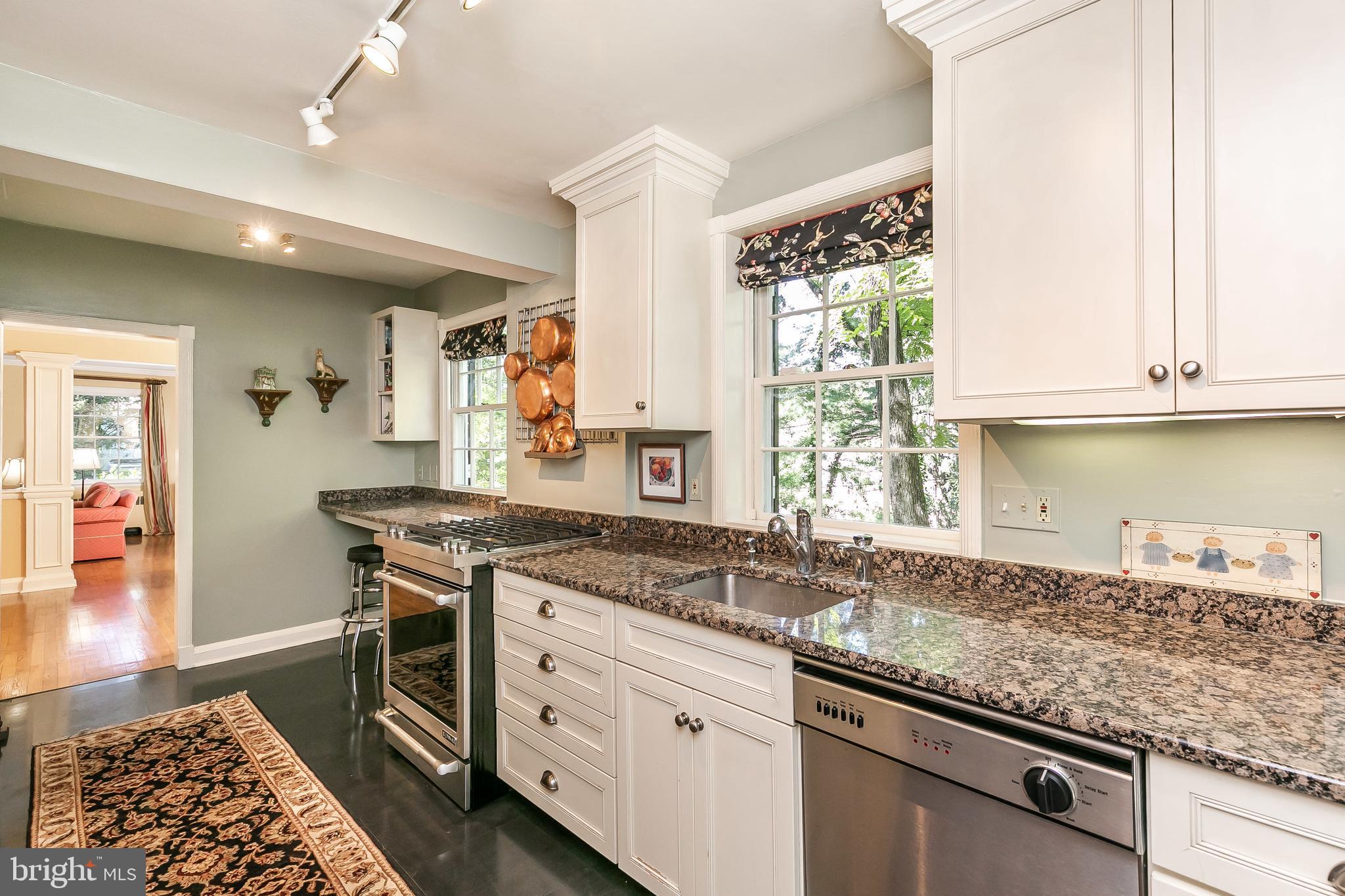 POPLAR HILL - Residential