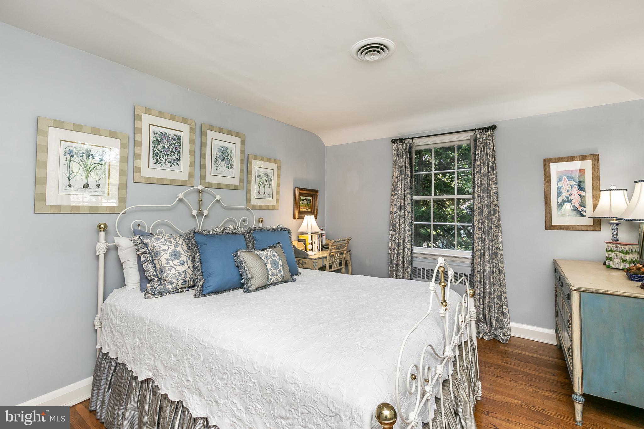 POPLAR HILL - Residential