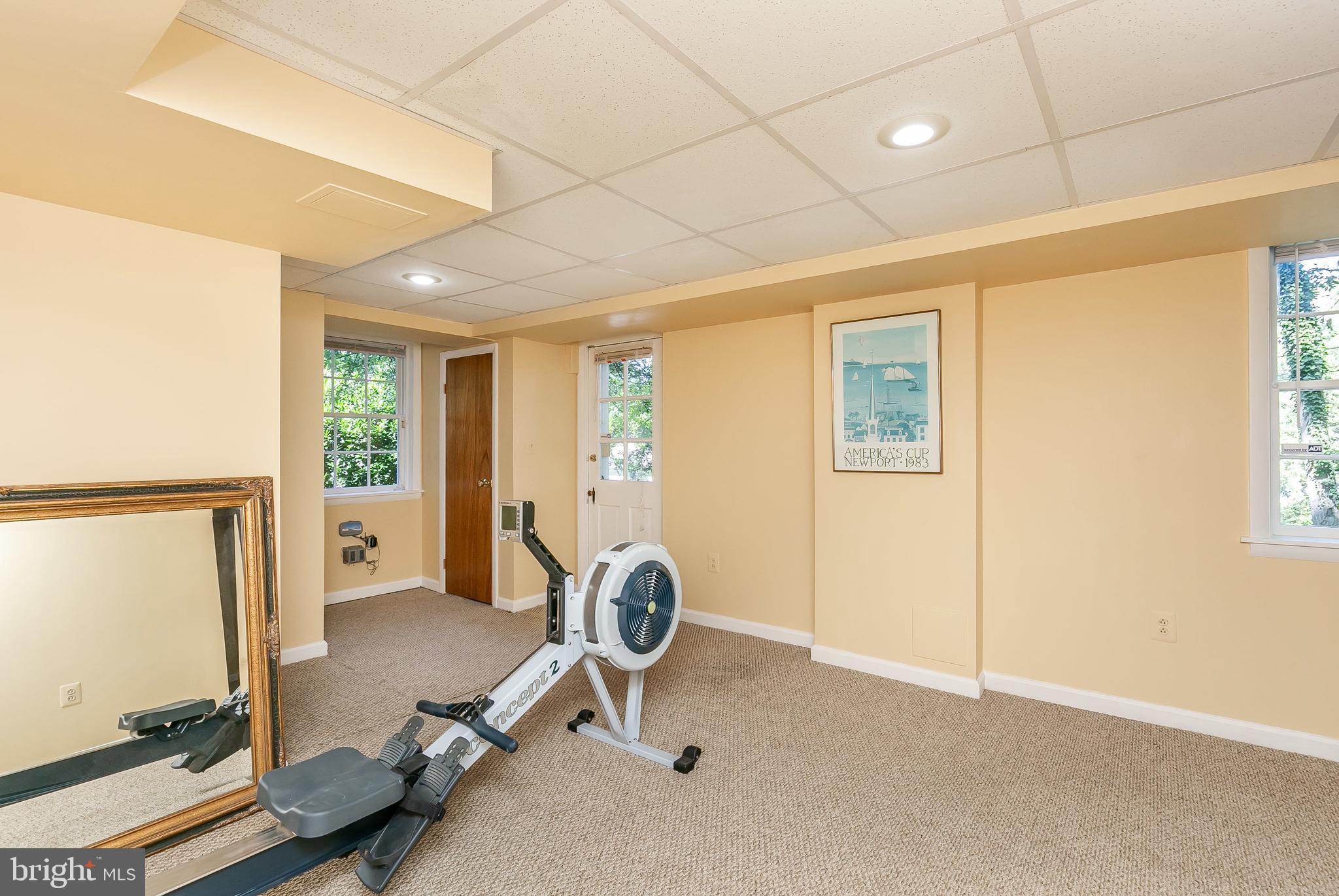 POPLAR HILL - Residential