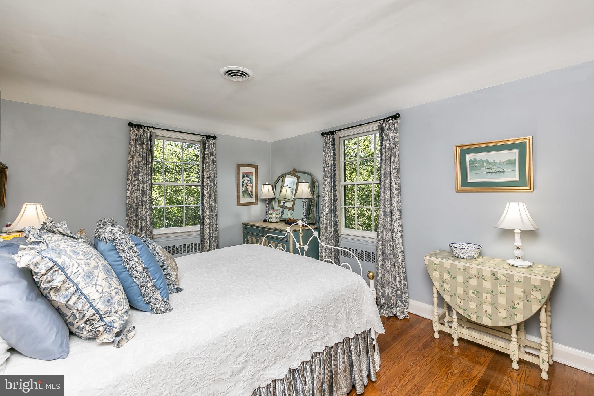 POPLAR HILL - Residential