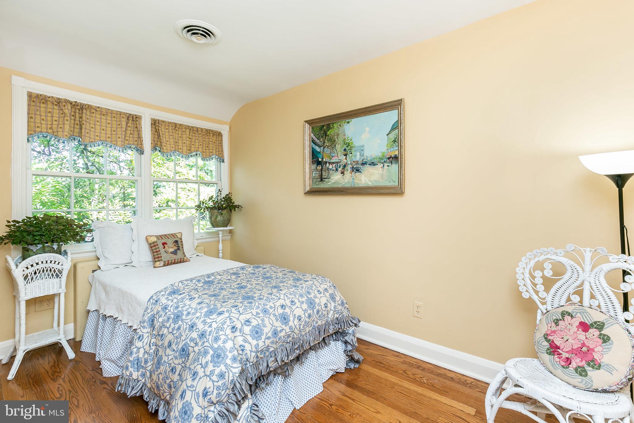 POPLAR HILL - Residential