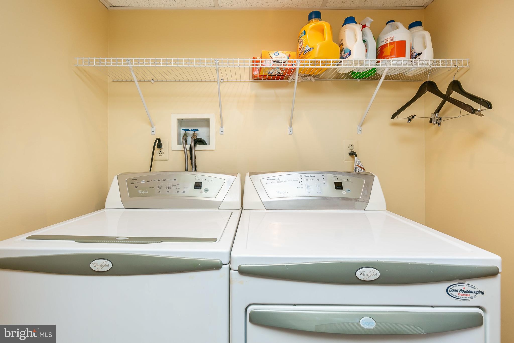 POPLAR HILL - Residential