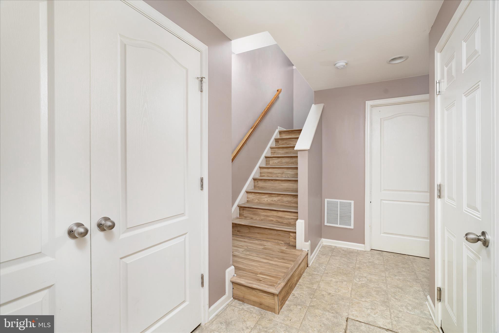 STONEBROOK VILLAGE - Residential