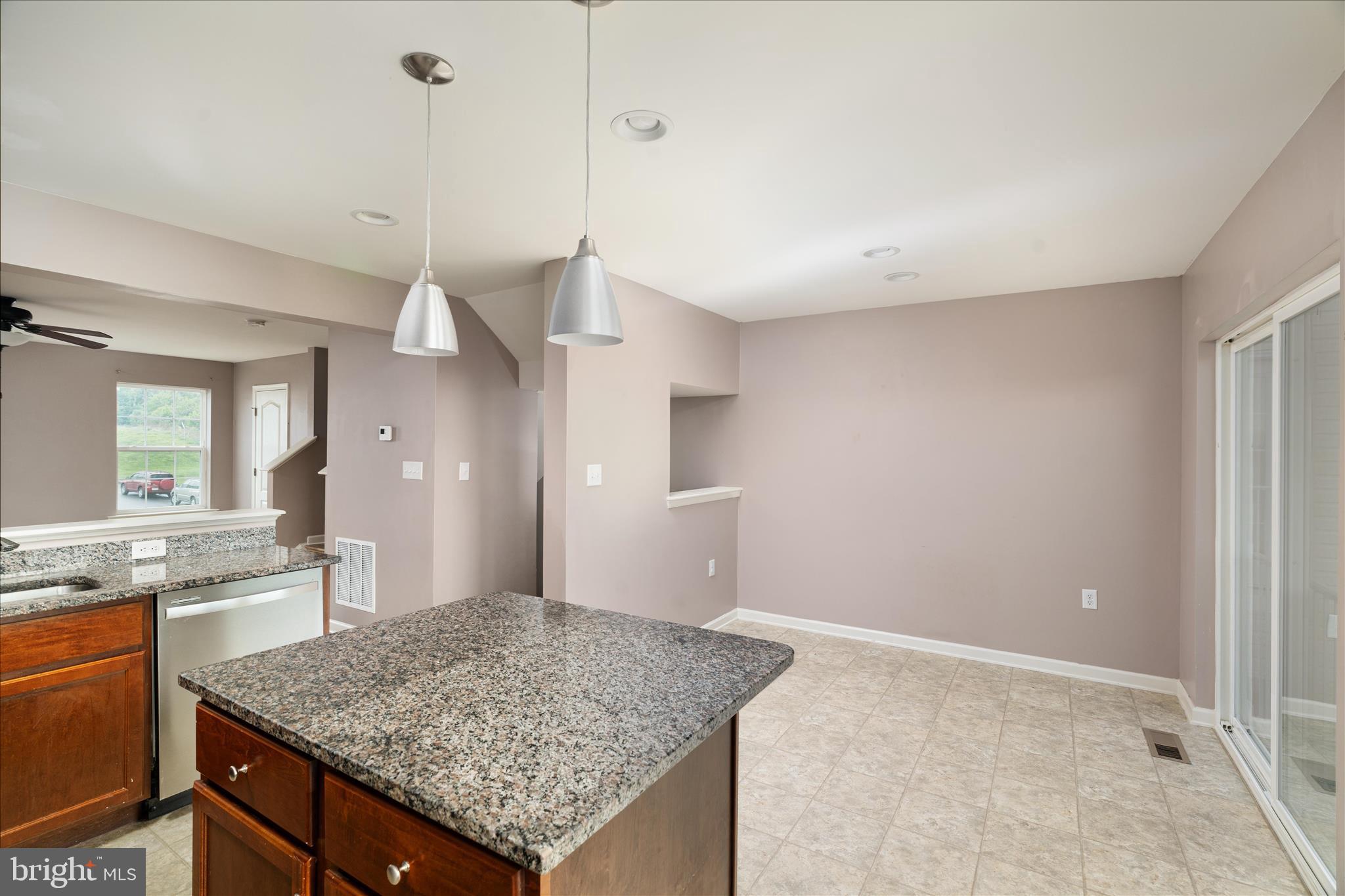 STONEBROOK VILLAGE - Residential