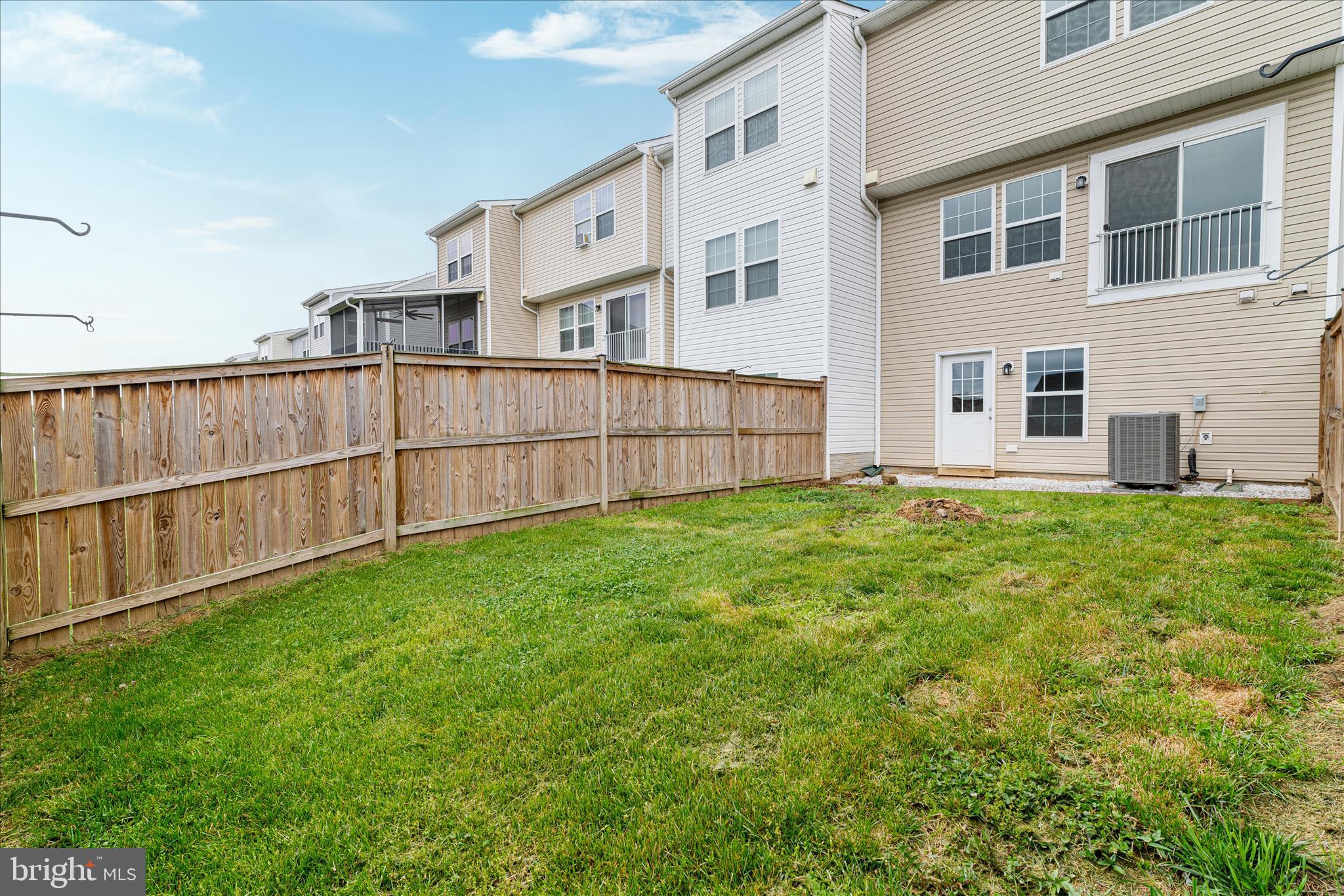 STONEBROOK VILLAGE - Residential