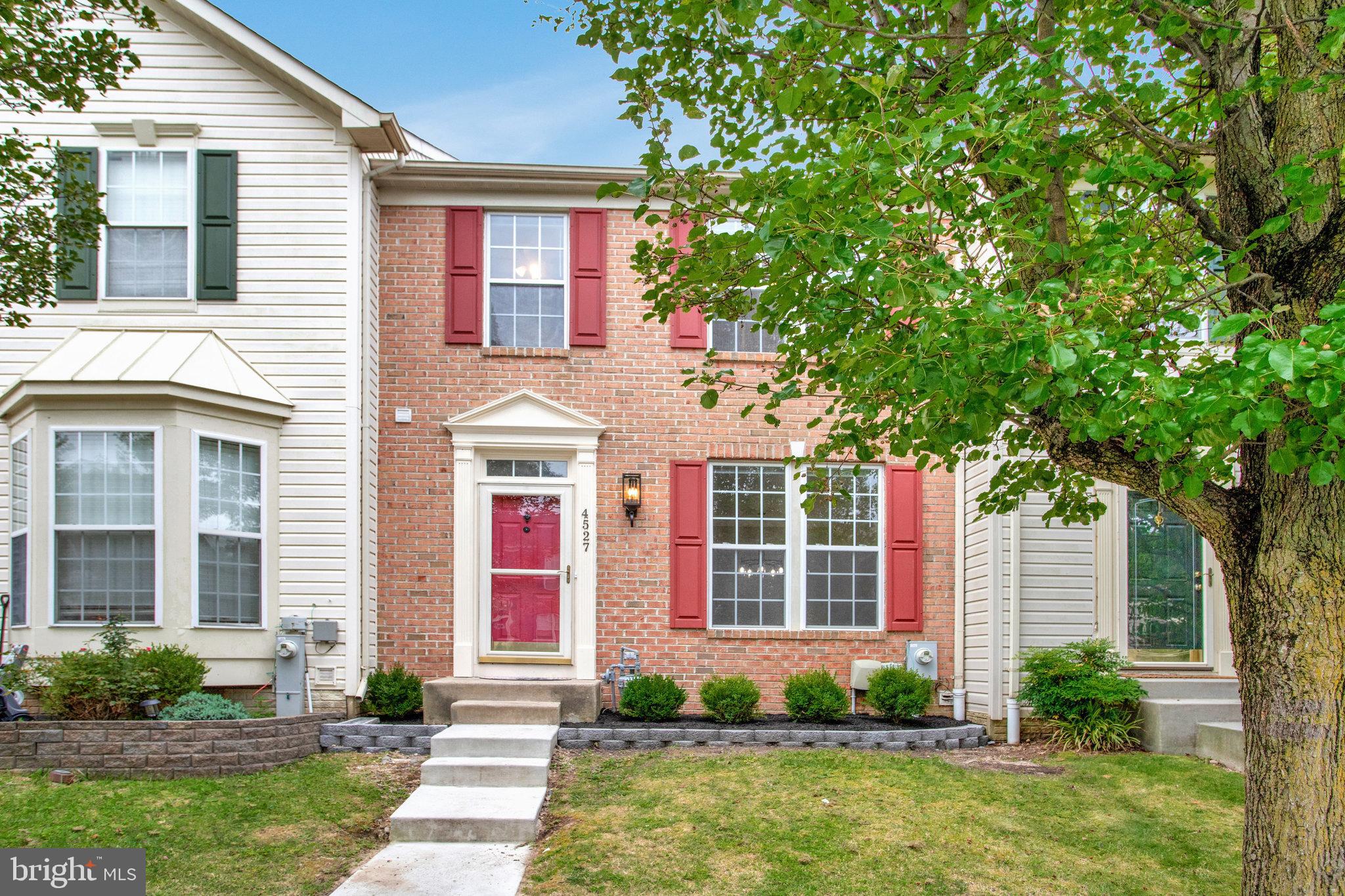 Delightful 3 Bedroom/3.5 Bathrooms Townhome with Spacious Layout & Updates!
You’ll love this beautiful townhome featuring a large 19x10 eat-in kitchen that opens to a bright family room bump-out with a cozy gas fireplace, transom window & wood floors—perfect for entertaining or everyday living. The open-concept living and dining area is great for gatherings, and brand-new carpet has been installed on all three levels as well as a fresh coat of paint, giving you the "brand new home" feel. The finished lower level with bump-out offers a spacious 32x13 club room with a full bath, ideal for a guest suite, home office, or rec room. Outdoor living is a dream with a 19x17 lower deck and a 16x7 upper deck—perfect for relaxing or entertaining! Many updates throughout—this home is move-in ready!