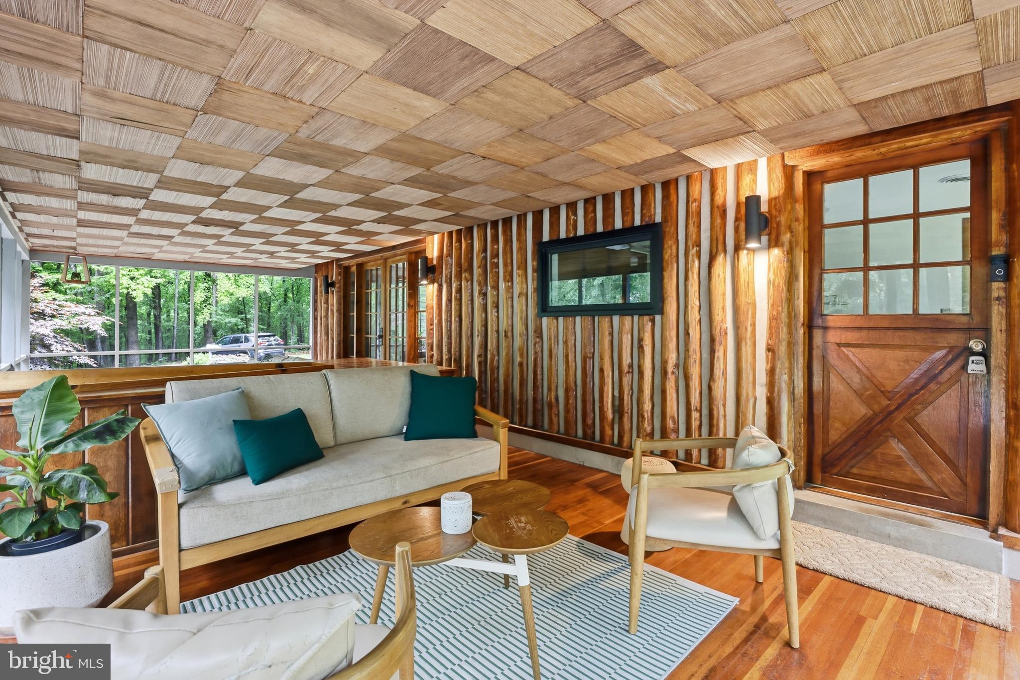 BULL RUN - Residential