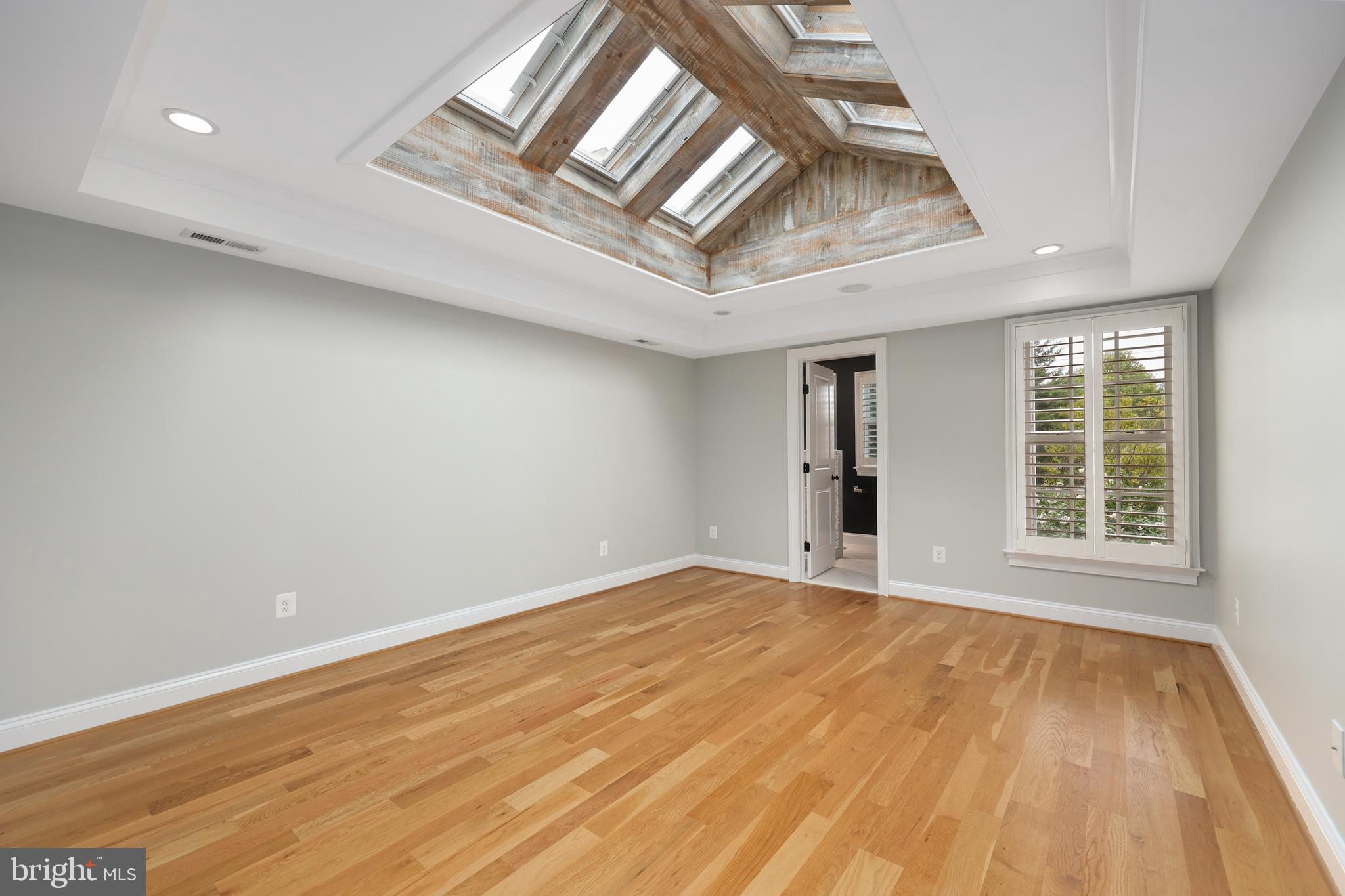 OLD TOWN ALEXANDRIA - Residential