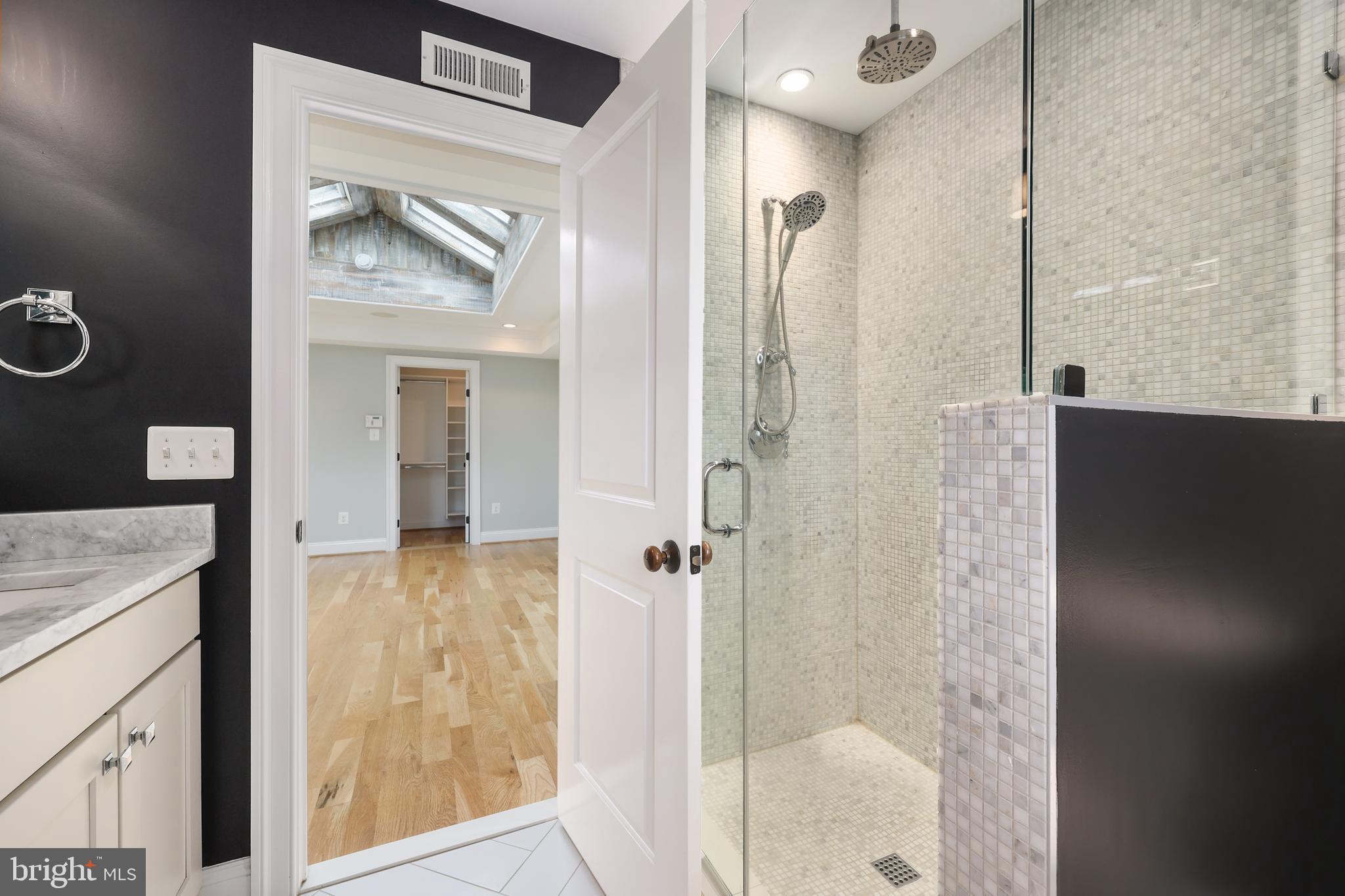 OLD TOWN ALEXANDRIA - Residential