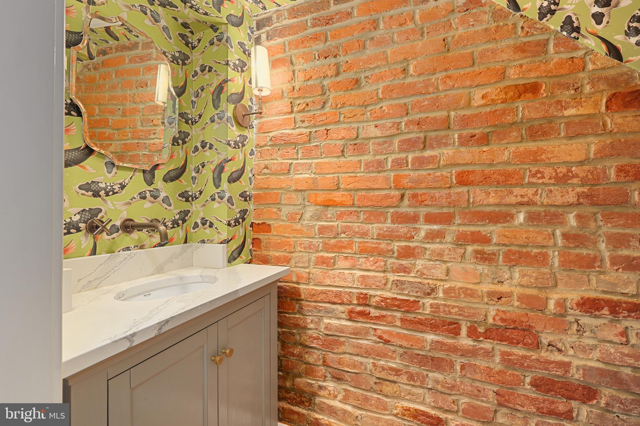 OLD TOWN ALEXANDRIA - Residential