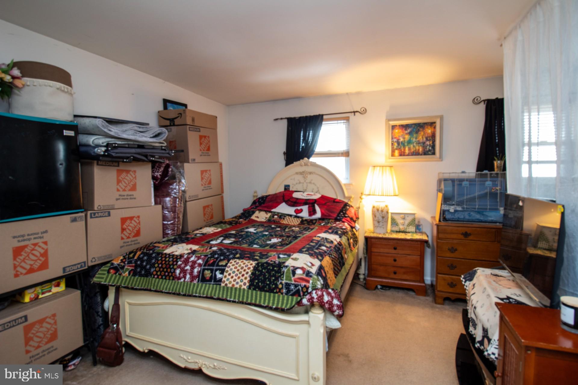 SANATOGA VIL - Residential