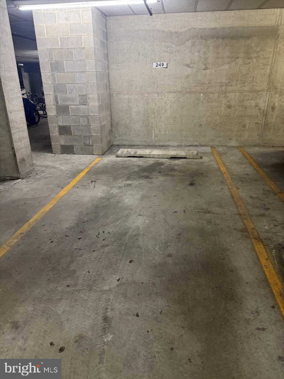 RITTENHOUSE SQUARE - Land