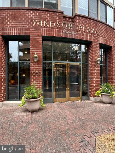 Condo For Rent - 1050 N Taylor Street #1-101<br/> ARLINGTON, VA 22201