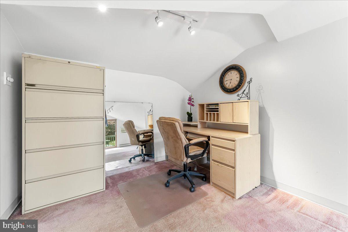 TYRONE FARMS - Residential