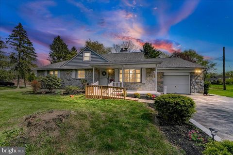 Photo of 2 Marian Road, PHOENIXVILLE, PA 19460 (MLS # PACT2122350)