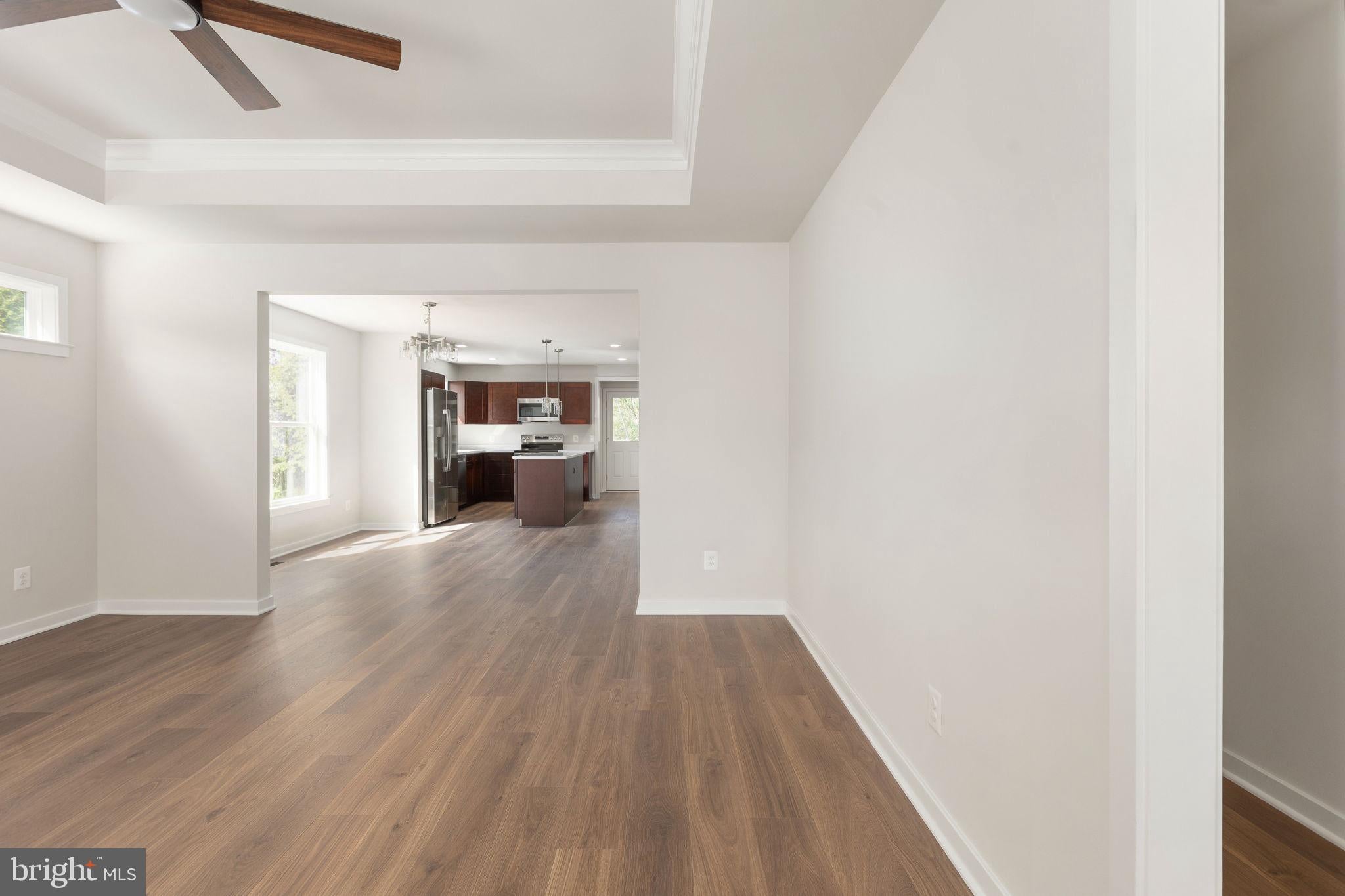 439 SHOREWOOD DRIVE