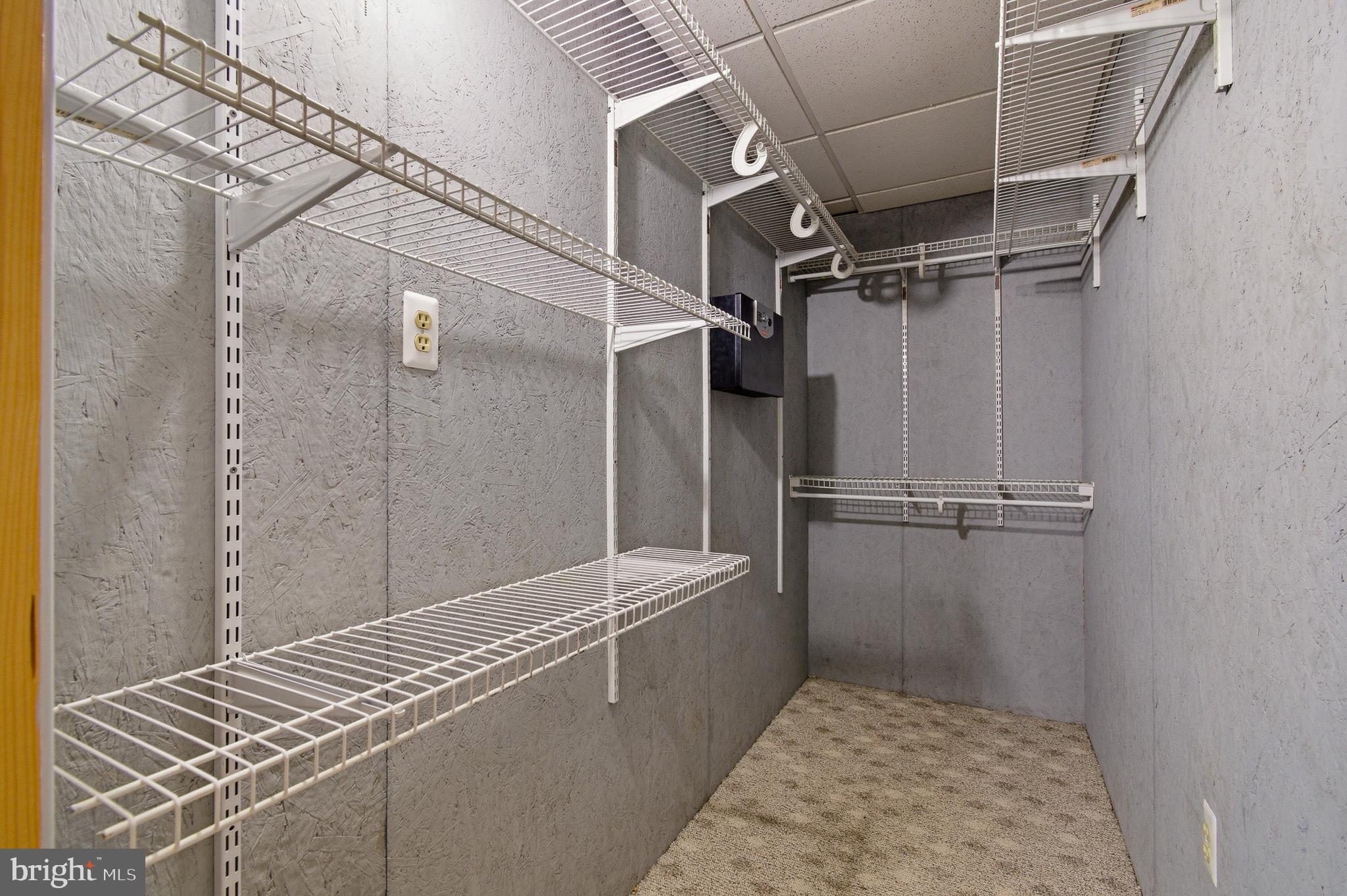 WEST LANHAM HILLS - Residential