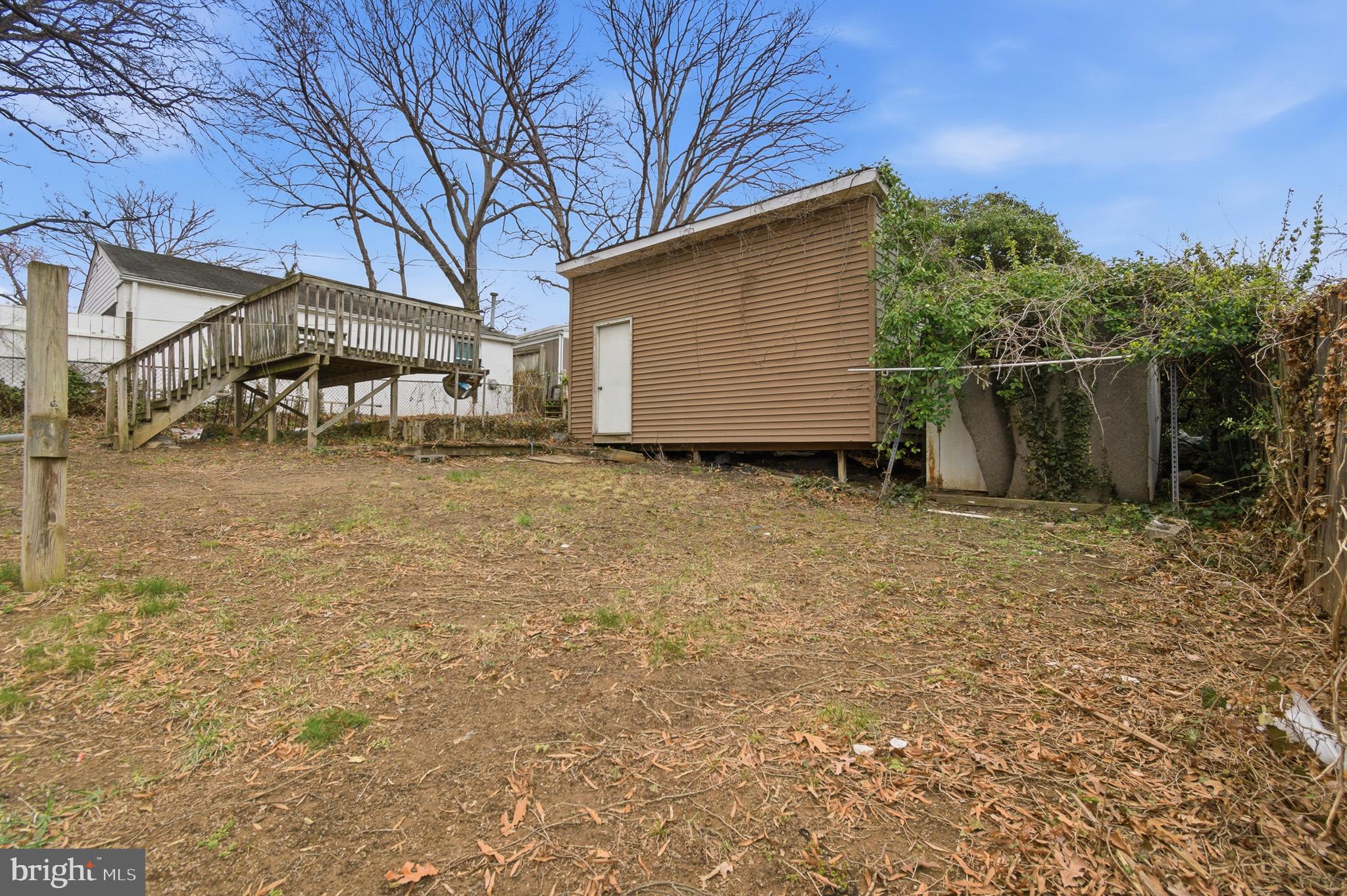 WEST LANHAM HILLS - Residential