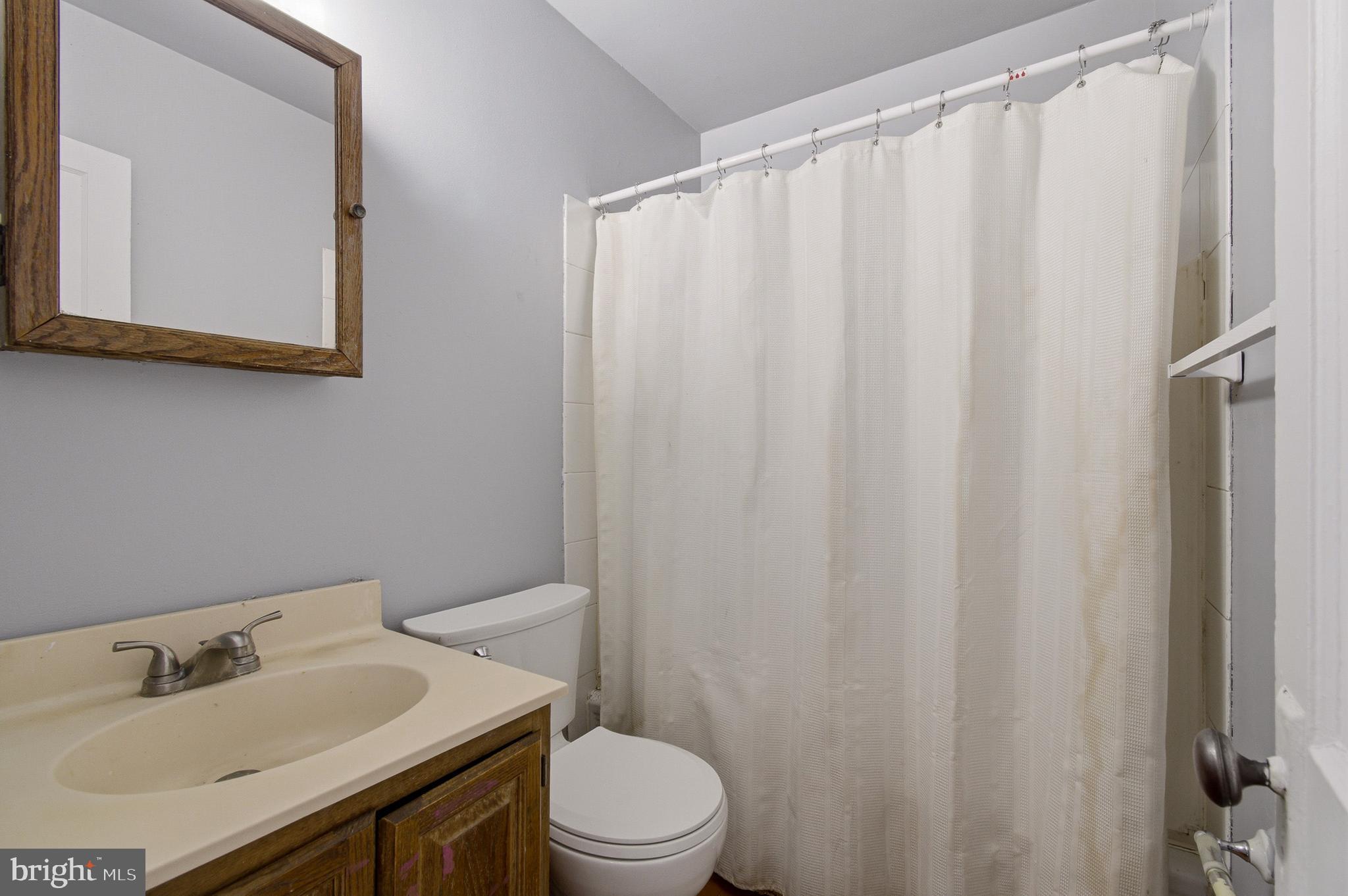 WEST LANHAM HILLS - Residential