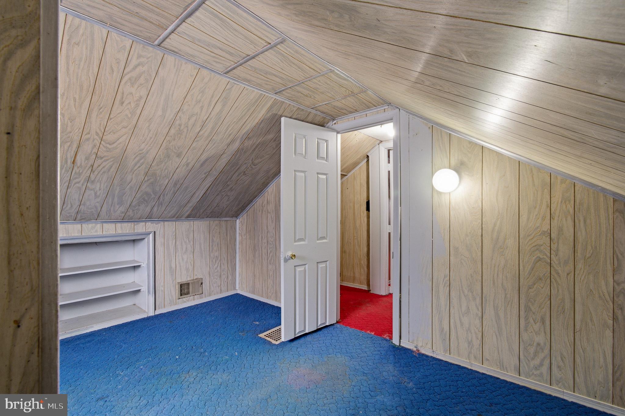 WEST LANHAM HILLS - Residential