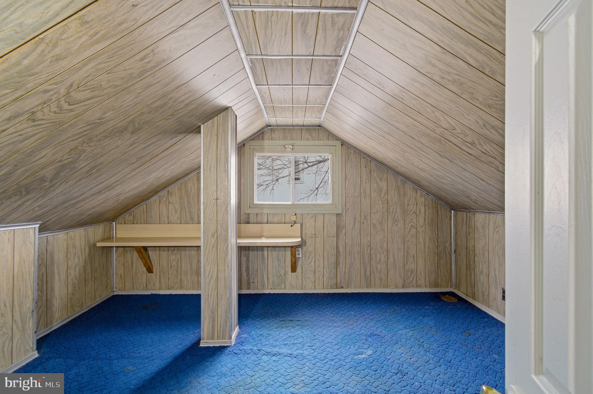 WEST LANHAM HILLS - Residential