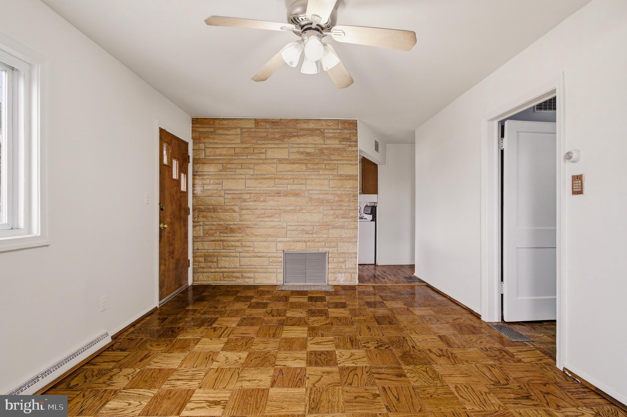 WEST LANHAM HILLS - Residential